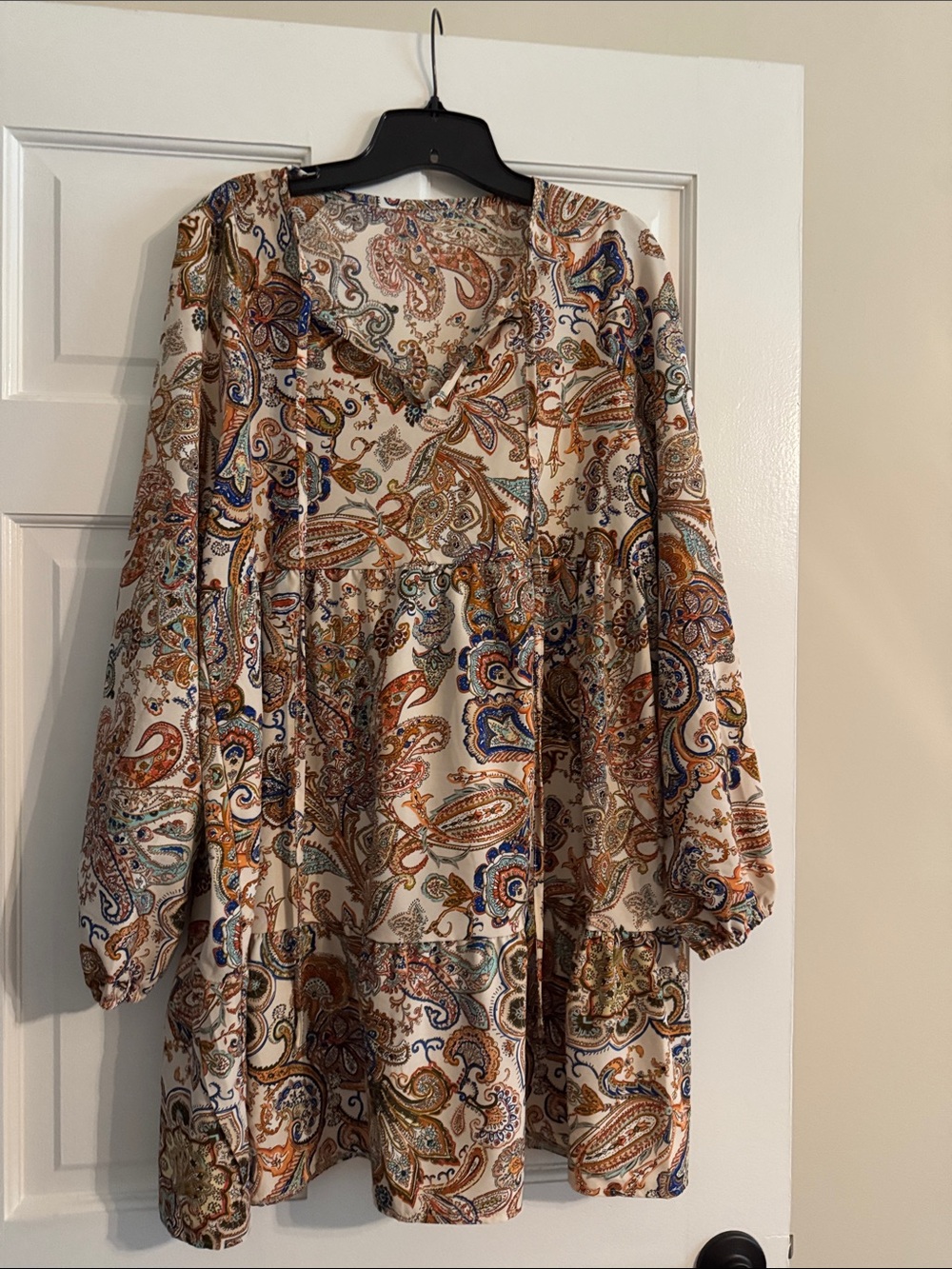 Gently used SHEIN Women's Paisley Tiered V-Neck Dress in Cream